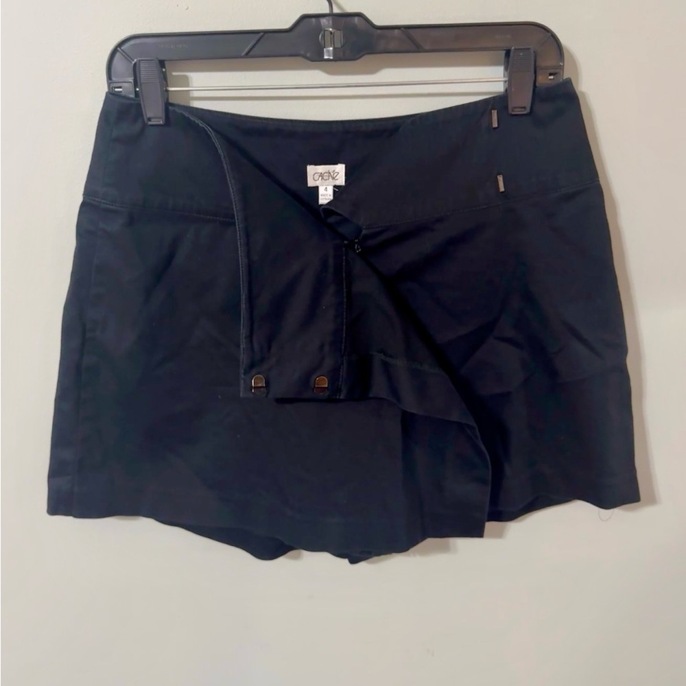 Y2K Vintage Cache Women’s Black Wrap Style Front Skorts Size 4 - Picture 3 of 5